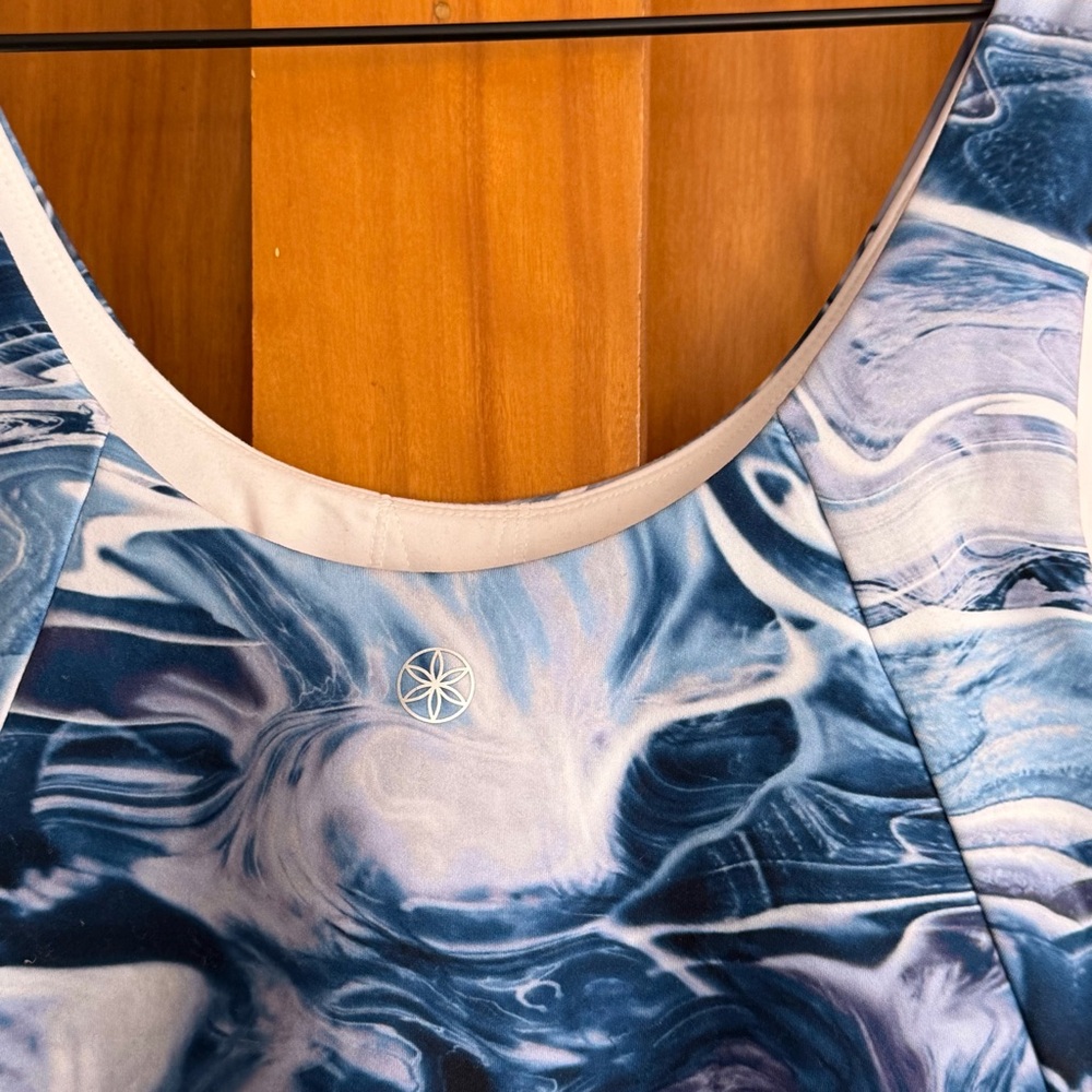 Gaiam Blue Swirl Marble Women's Sports Bra Tank Top Size Large - Picture 4 of 7
